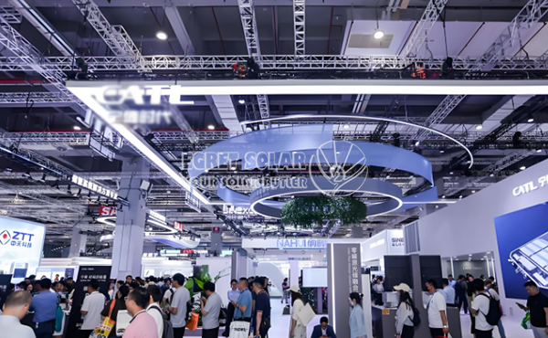 Egret Eguzkiaren parte-hartze arrakastatsua SNEC Shanghai Eguzki Energiaren Expo-n