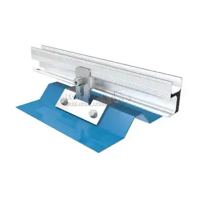 Eguzki-panelak muntatu teilatua